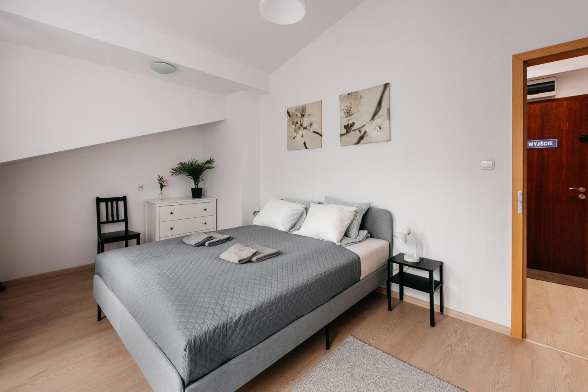 Fully-Furnished Apartment With Air Conditioning For Families, Cracow Old Town Красков Екстериор снимка